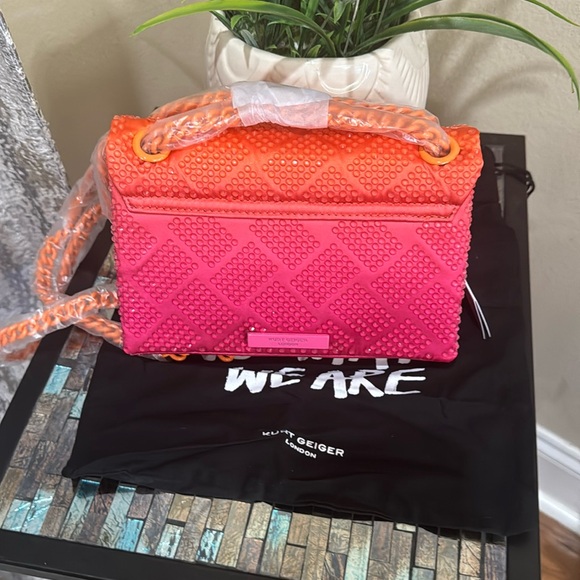 Kurt Geiger 2
Mini Kensington Embellished Fabric Convertible Crossbody Bag - Picture 3 of 13